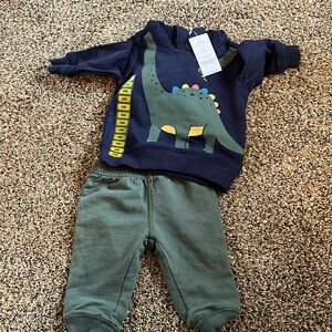 Carters 6 m boy outfit